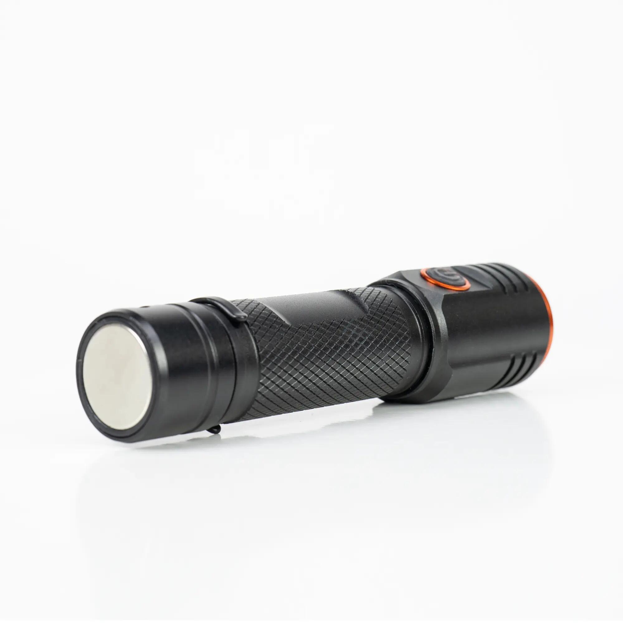 Lampe de poche LED PNI Adventure F650 20W, 2000lm, aluminium, IPX6, batterie inc 6/6