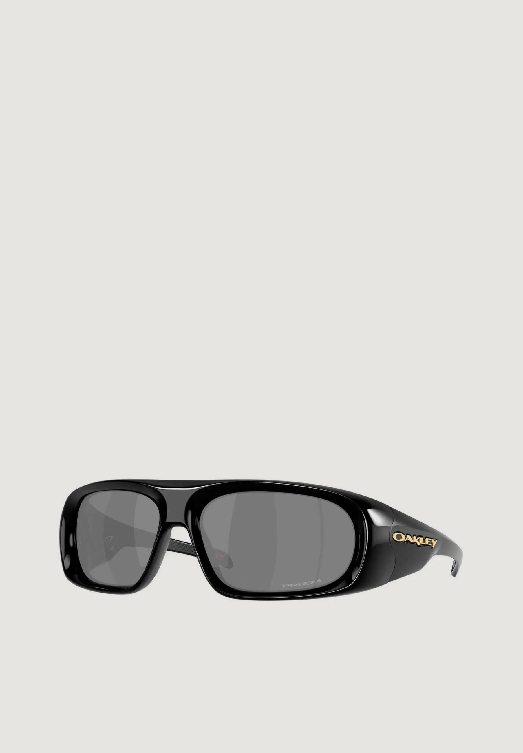 OAKLEY picture