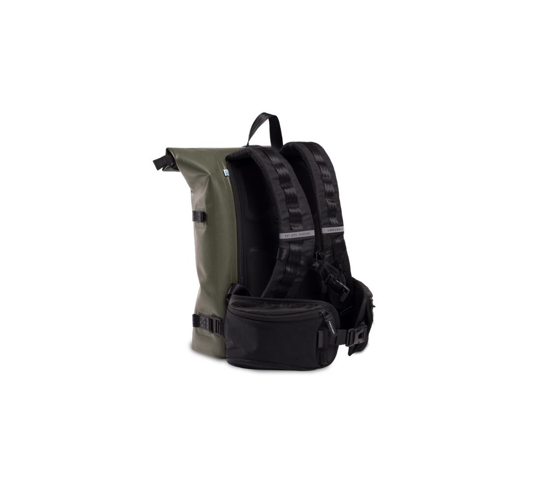 Running   KILOMETER STUDIOS Waist Pocket Belt - Black 3/4