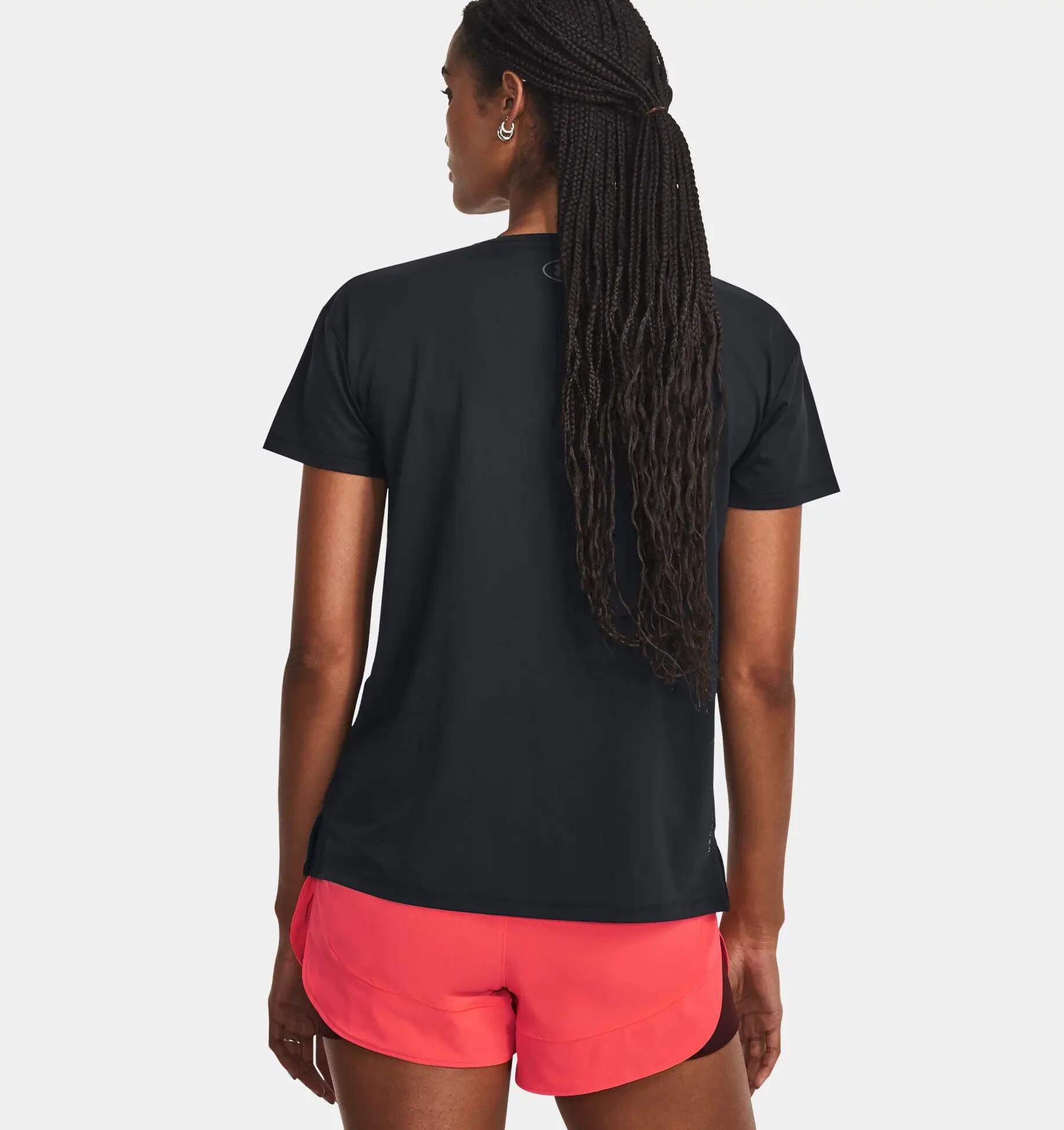 T-shirt a manches courtes Under Armour Vanish Energy pour le yoga et le Pilates 2/7