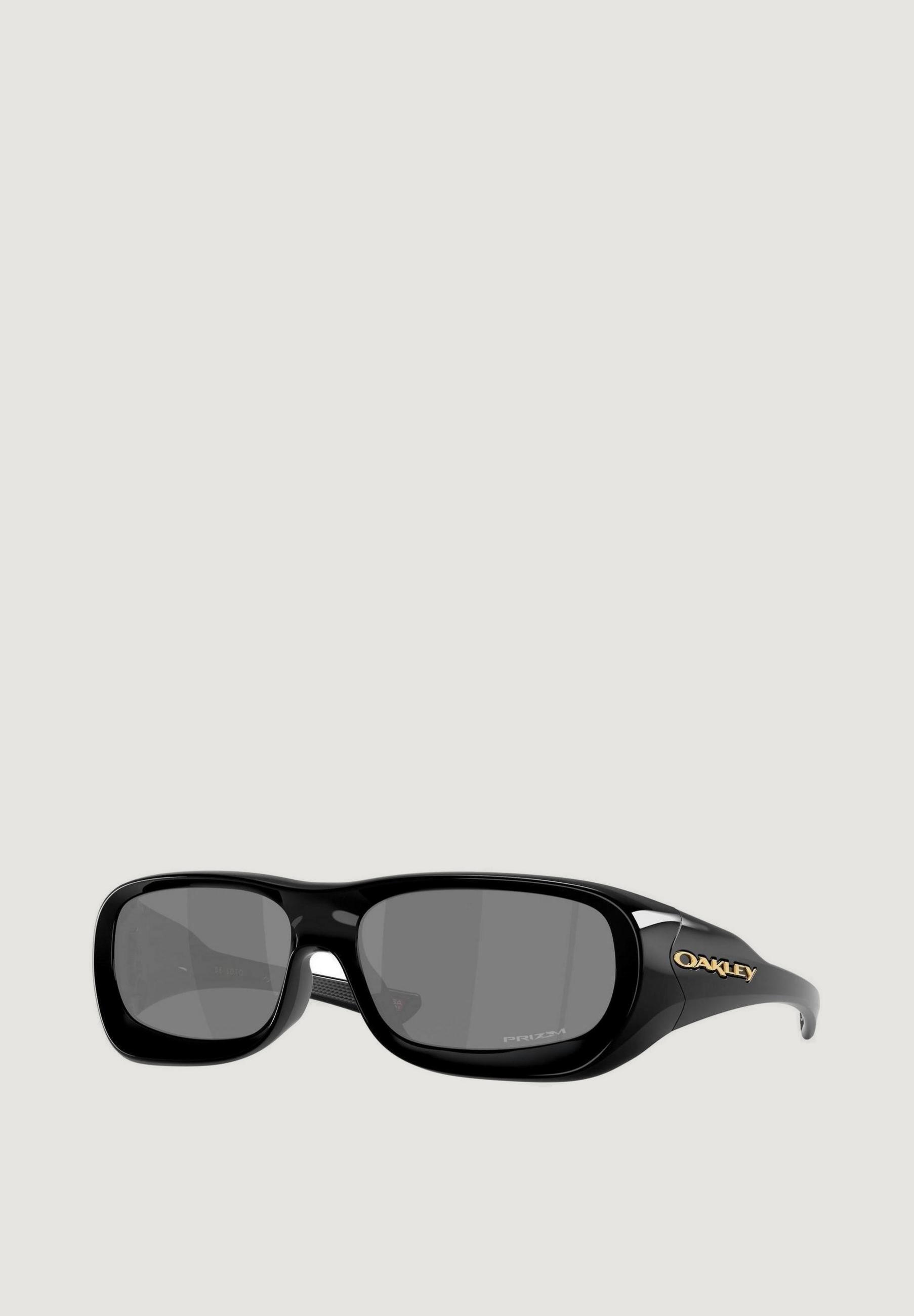 OAKLEY picture