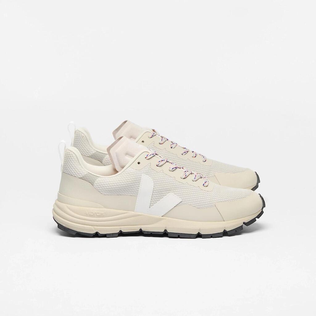Veja Dekkan Men's White Trainers
