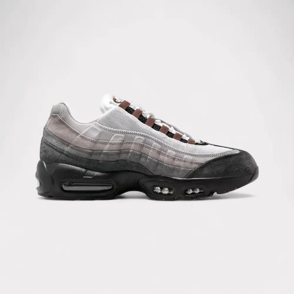 NIKE picture
