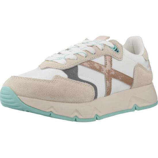 Scarpe da ginnastica da donna Munich mamba 09 bianche.