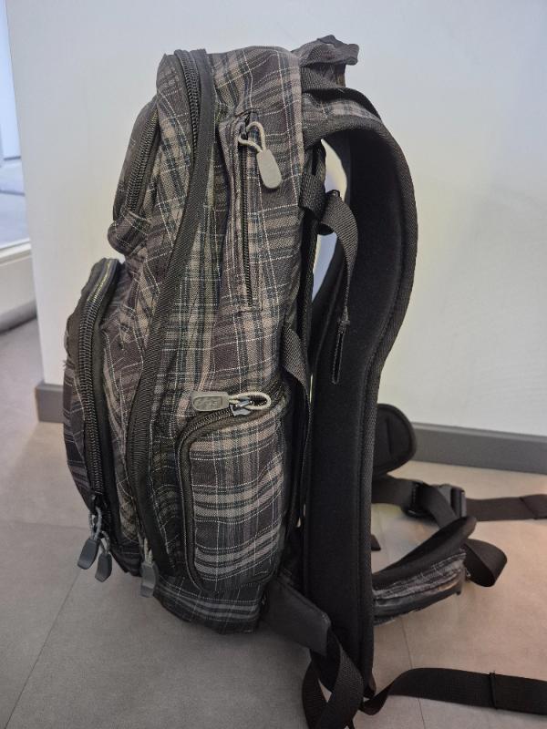 Entre Particuliers - Sac à dos de randonnée DAKINE 20 litres 3/3