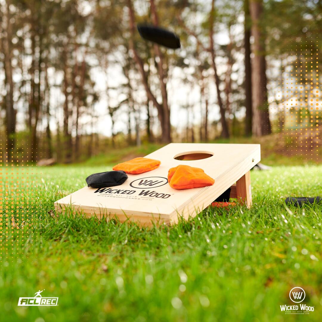Set Cornhole 60x30 cm Wicked Wood avec 2 planches et 2x4 sacs 2/4