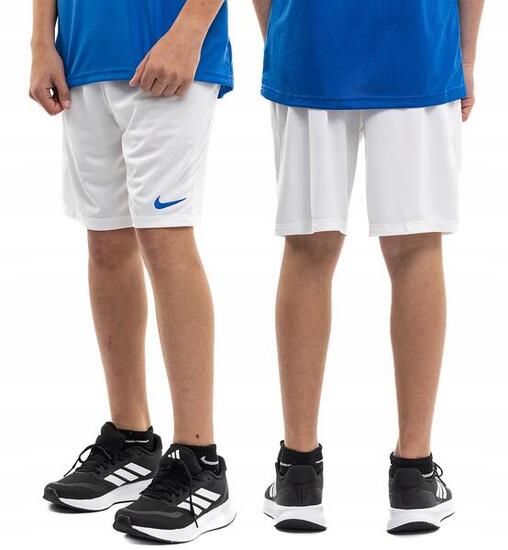 Short enfant Nike blanc