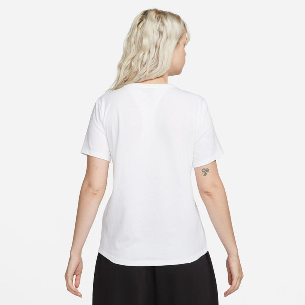 T-shirt donna nike club essentials - bianco 2/5