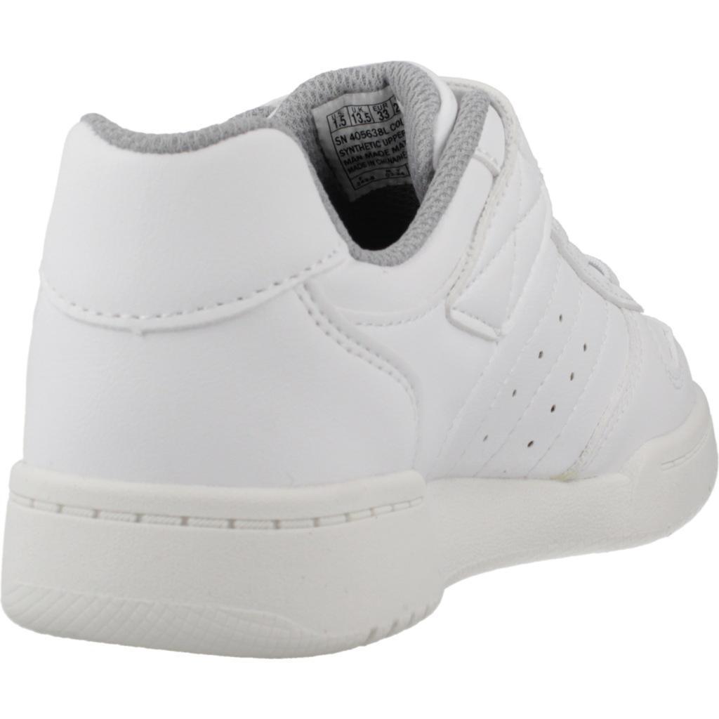 Ténis Skechers Modelo Quick Street Cor Branco 3/5