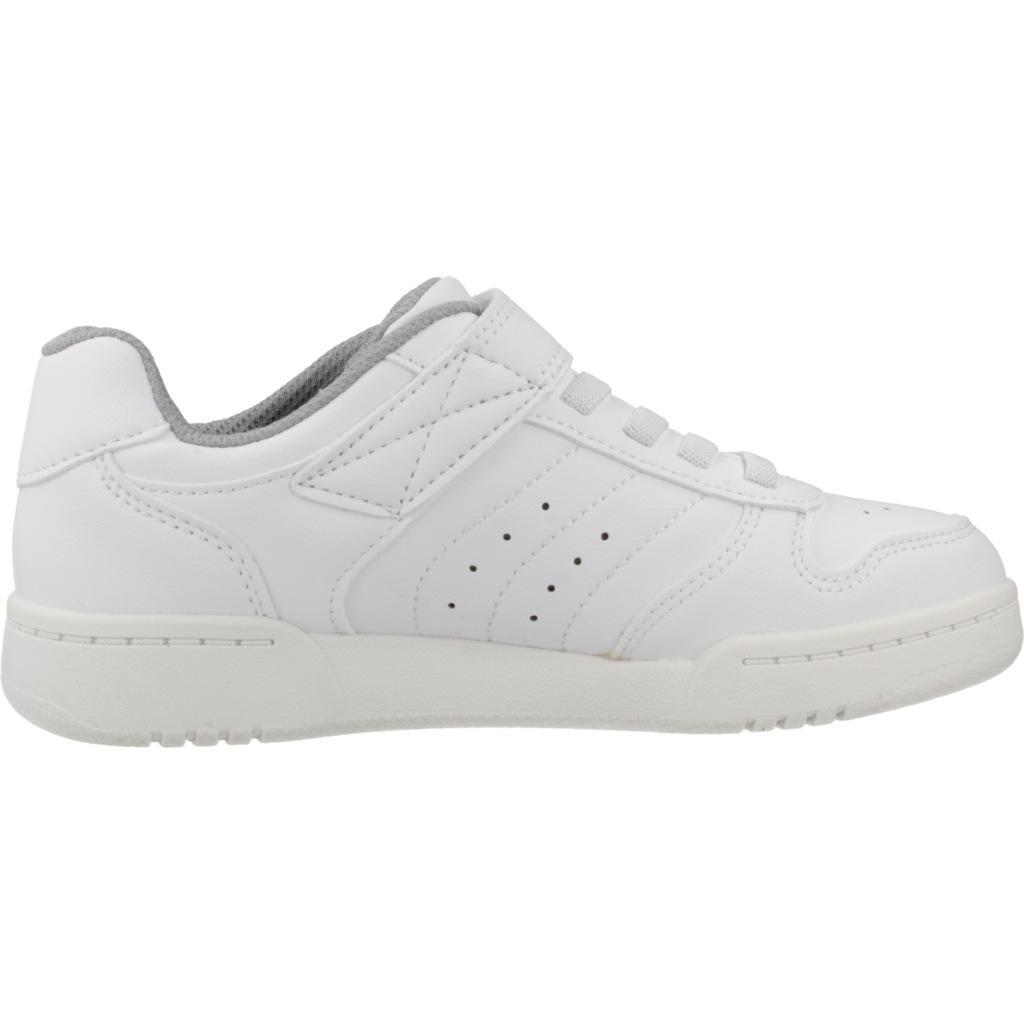 Ténis Skechers Modelo Quick Street Cor Branco 4/5