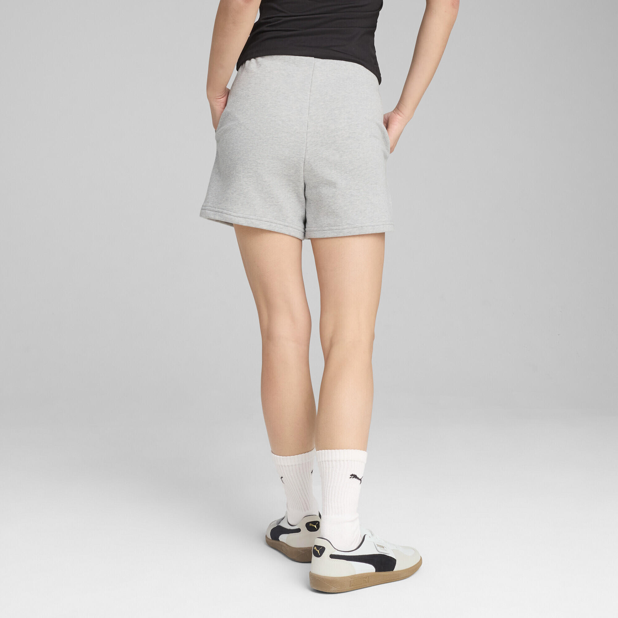 Essentials Small No. 1 Logo High-Waist-Shorts Damen PUMA 3/5