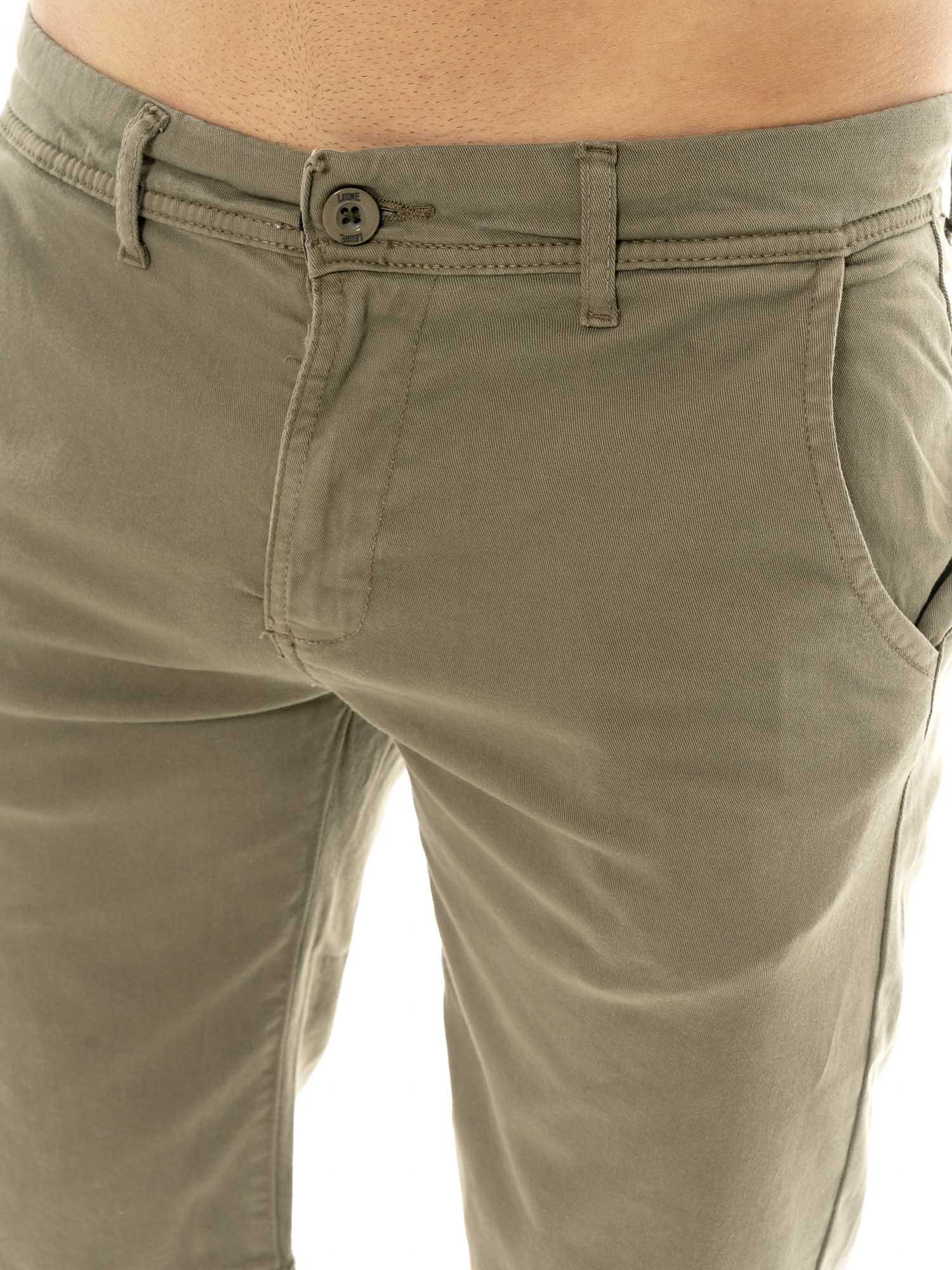 Bermudas chinas de hombre Leone Easy en sarga elástica 3/5
