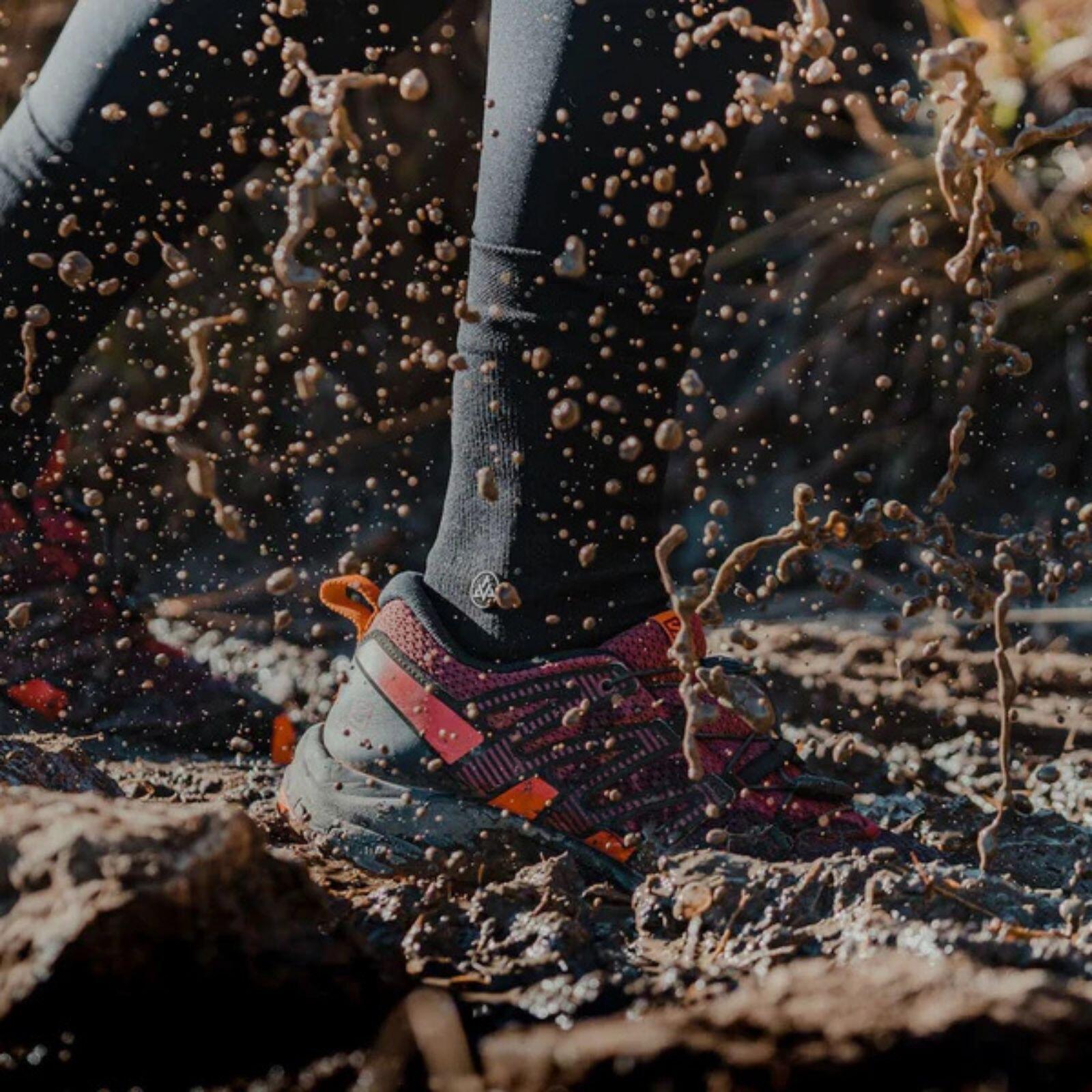 Waterdicht outdoorpakket: sokken + hoofdlamp 350 lm voor wandelen en running 7/7