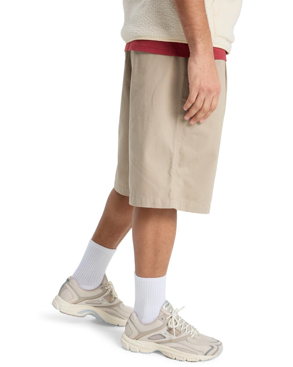 Elastische Shorts URBAN CHILL 22" Beige Herren 3/4
