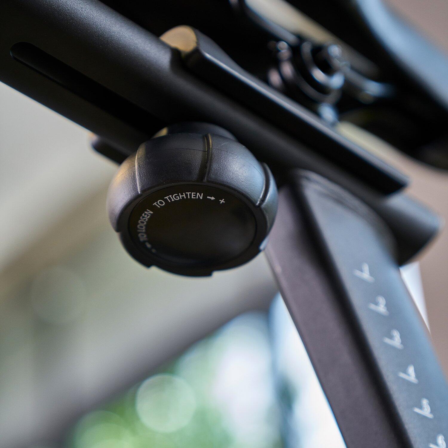 Indoor Bike Connect EX7s Bike Fitnesstraining Unisex 5/6