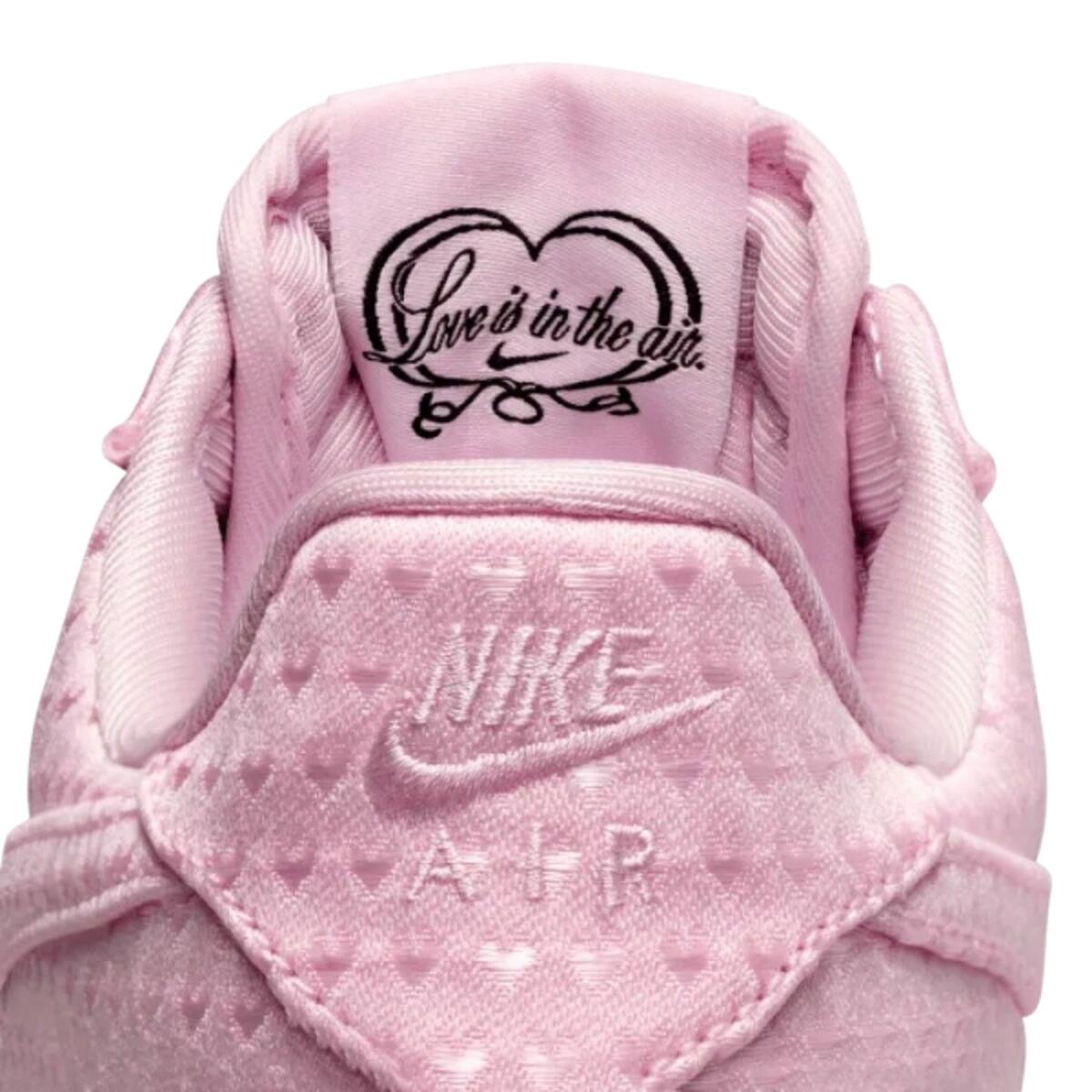 Chaussures  Air Force 1 Low Valentine's Day Pink Foam (2026) 5/5
