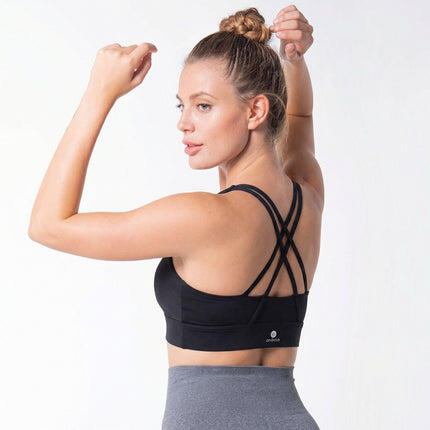 Haut de sport à double couche avec coussinets amovibles – Niza