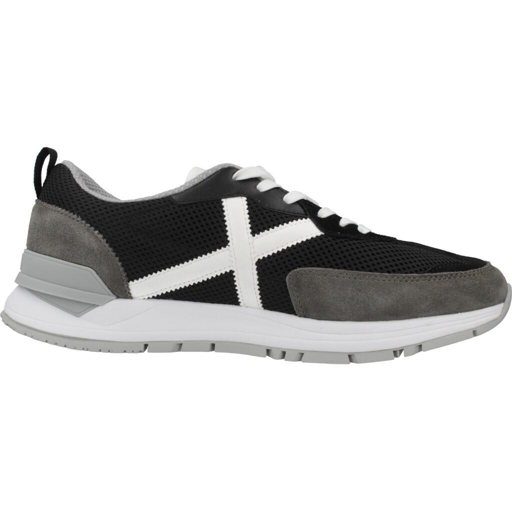 MUNICH VERSATILE 33 Sneakers Retro Running Negras y Grises 4/5
