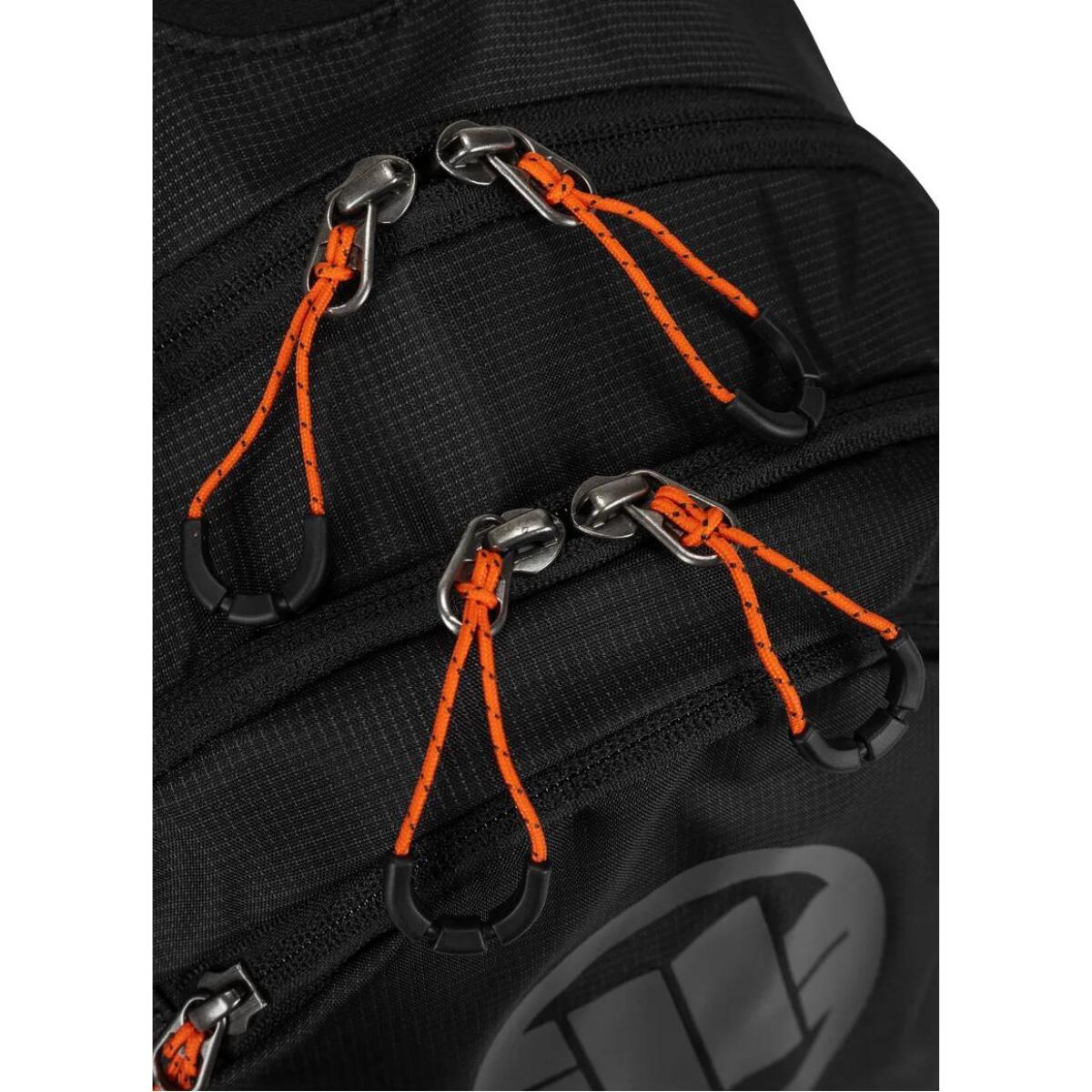 Plecak sportowy Pit Bull West Coast Logo na rower 20L - 9132039015 5/15