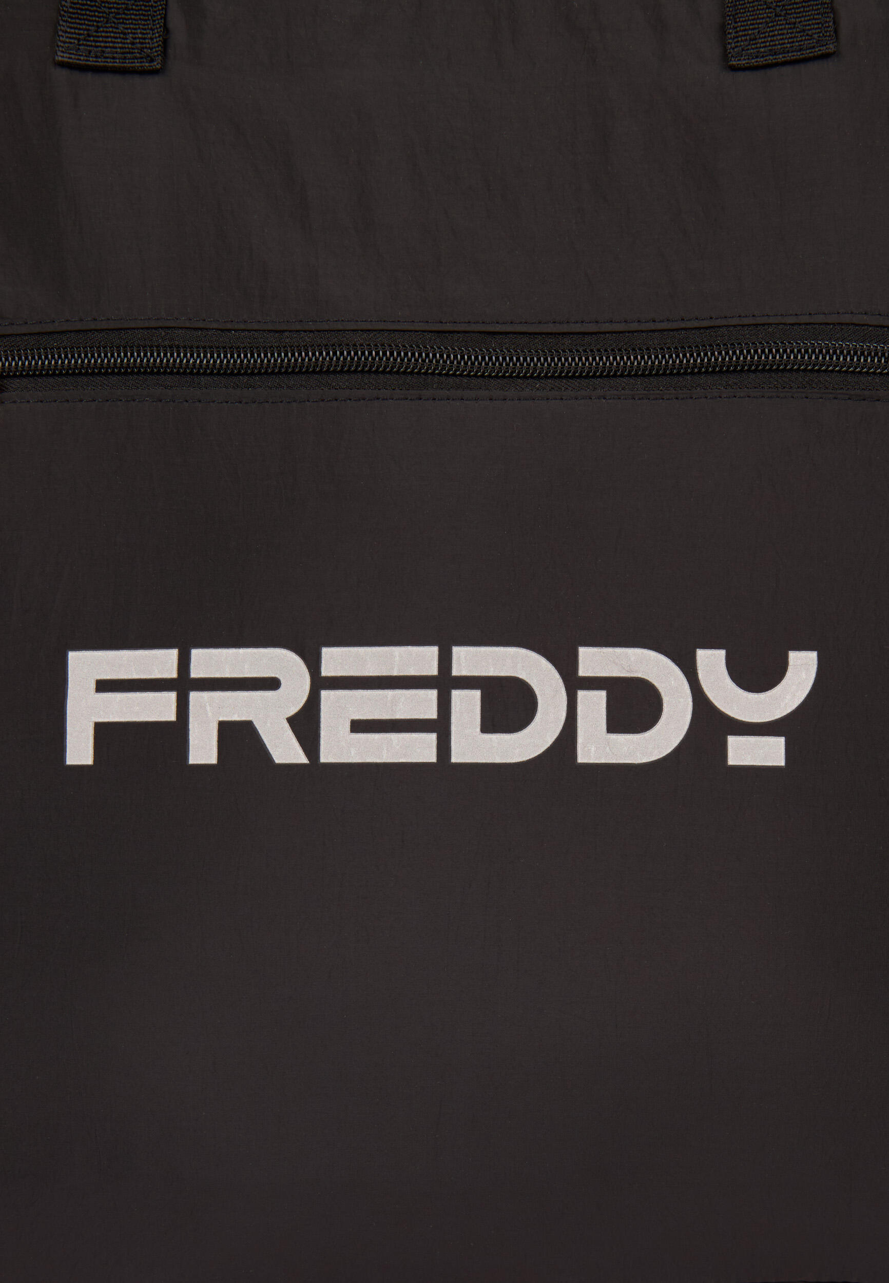 Bolso shopper de nailon con cremallera y logotipo FREDDY en relieve 5/5
