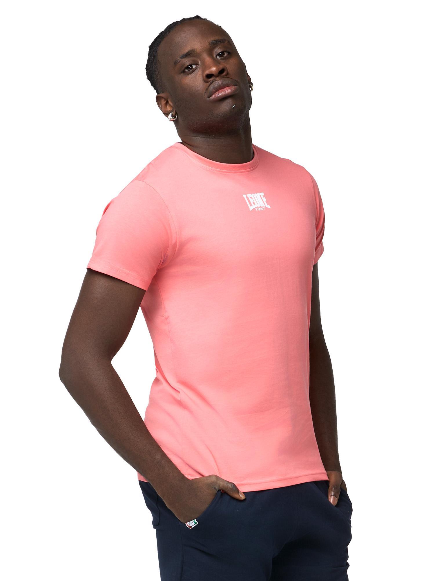 Completo set da uomo composto da t-shirt e pantaloncini Leone Basic 3/8