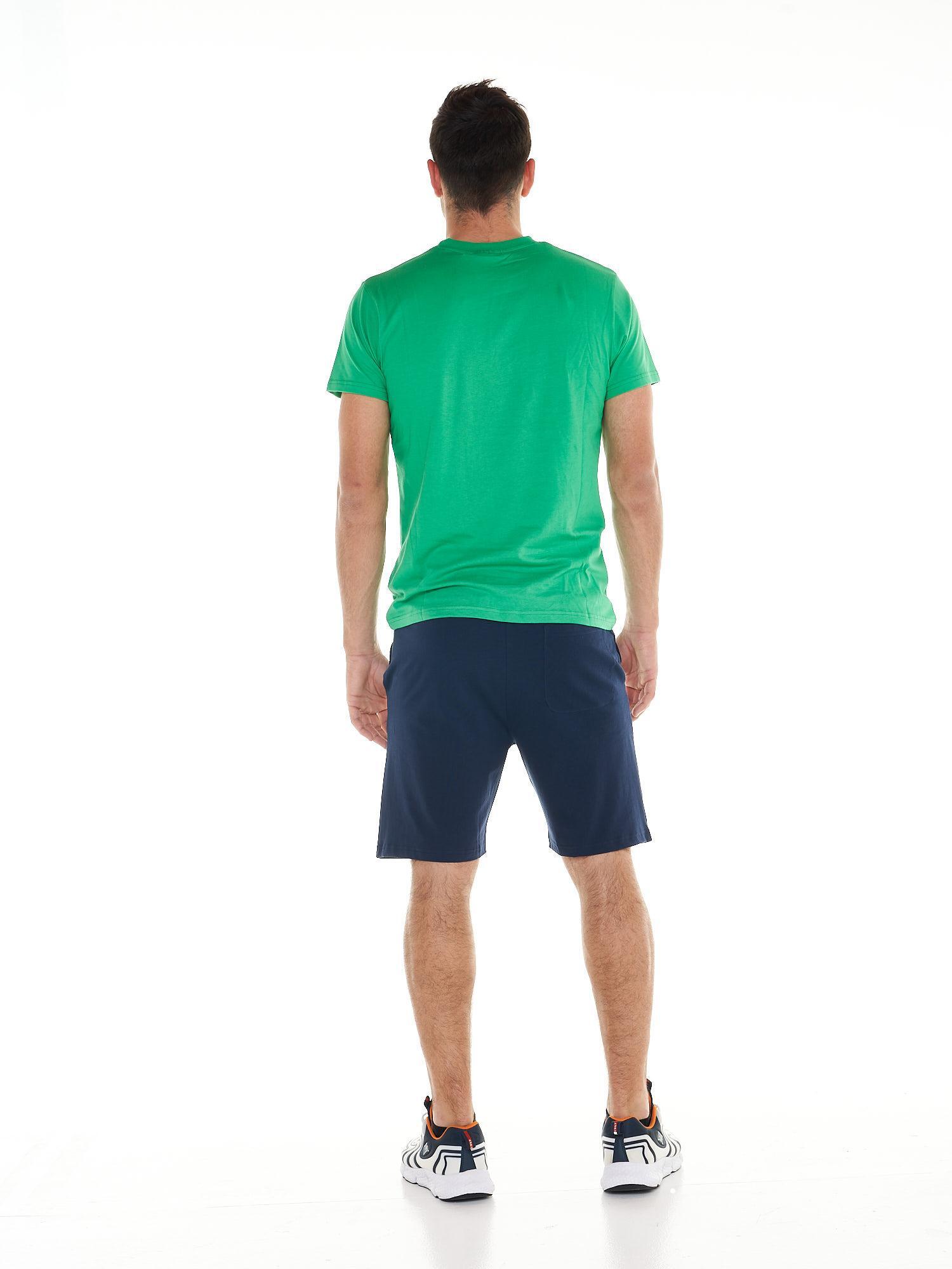 Completo set da uomo composto da t-shirt e pantaloncini Leone Basic 4/8