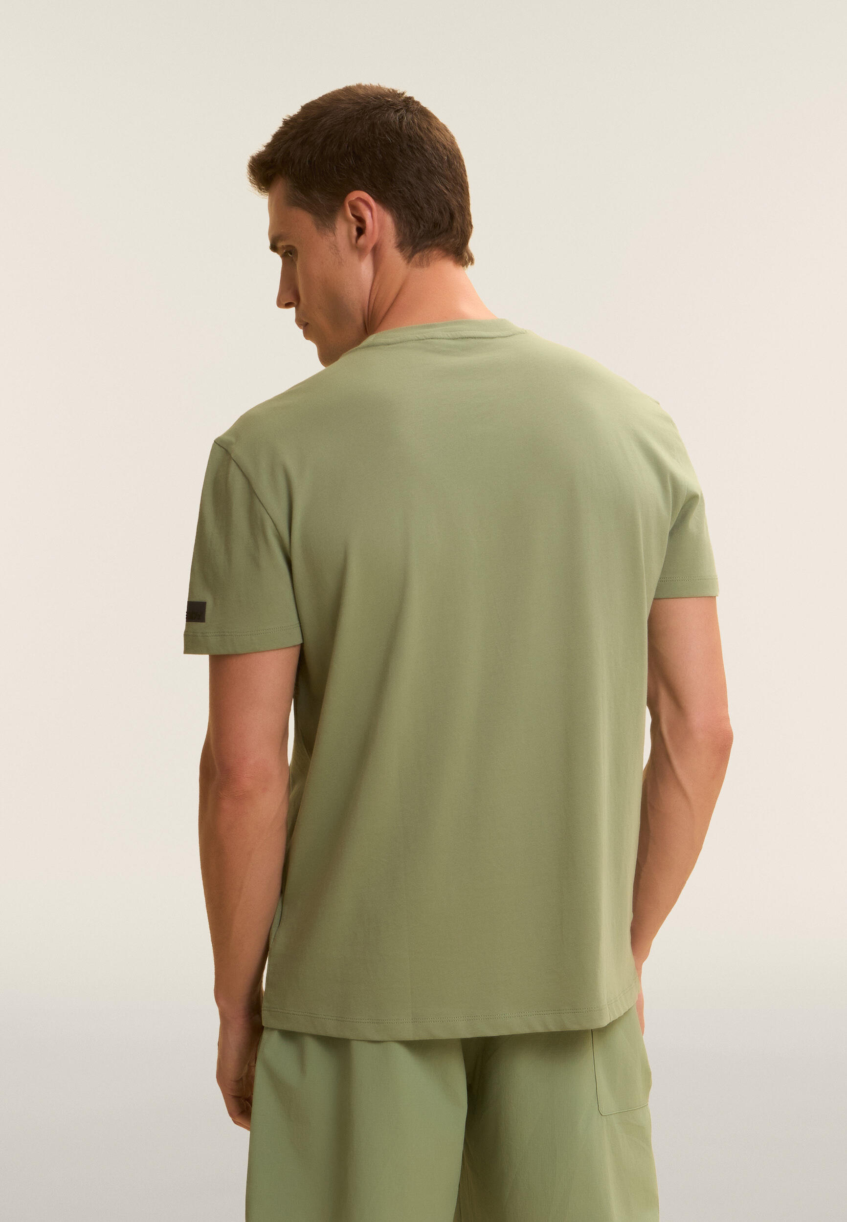 T-shirt Comfort con Taschino e Inserti Rip-Stop 3/4