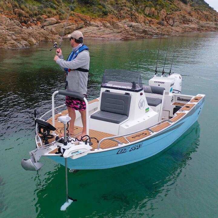 Boegmotor Watersnake Geo-Spot GPS 80lb met schacht van 78" 5/6