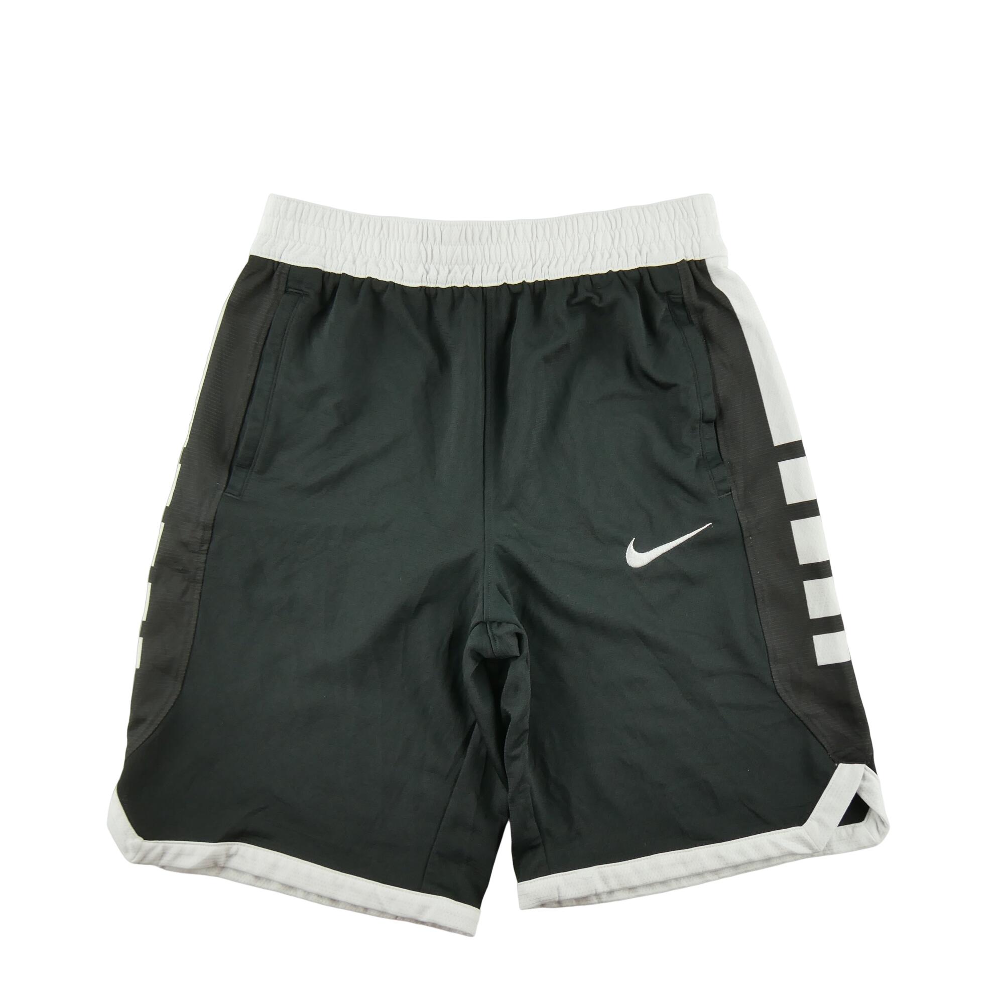 NIKE Seconde vie - Short Homme  Basketball Noir - Très bon état