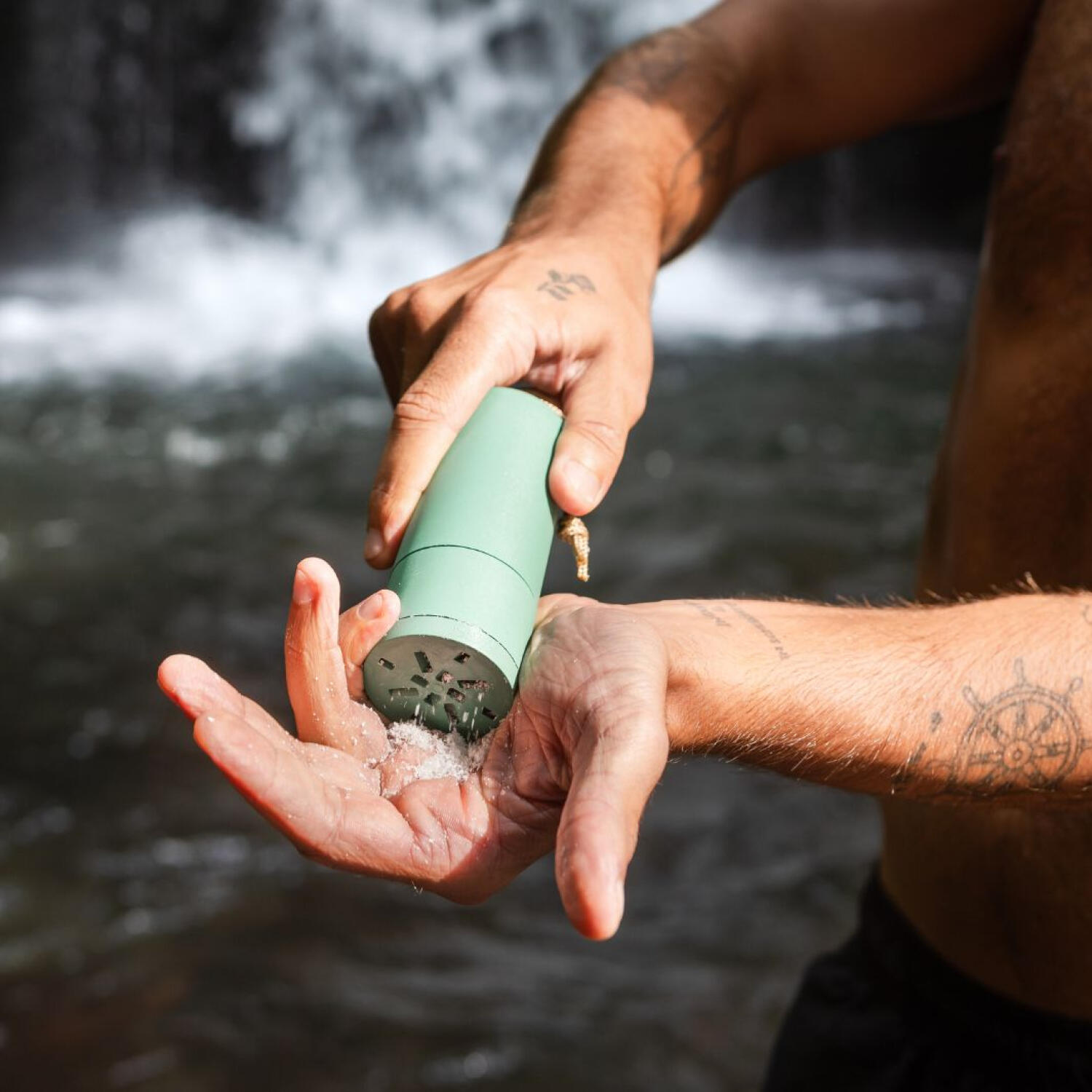 Macina di sapone per viaggi e casa senza plastica Ocean Green 3/5