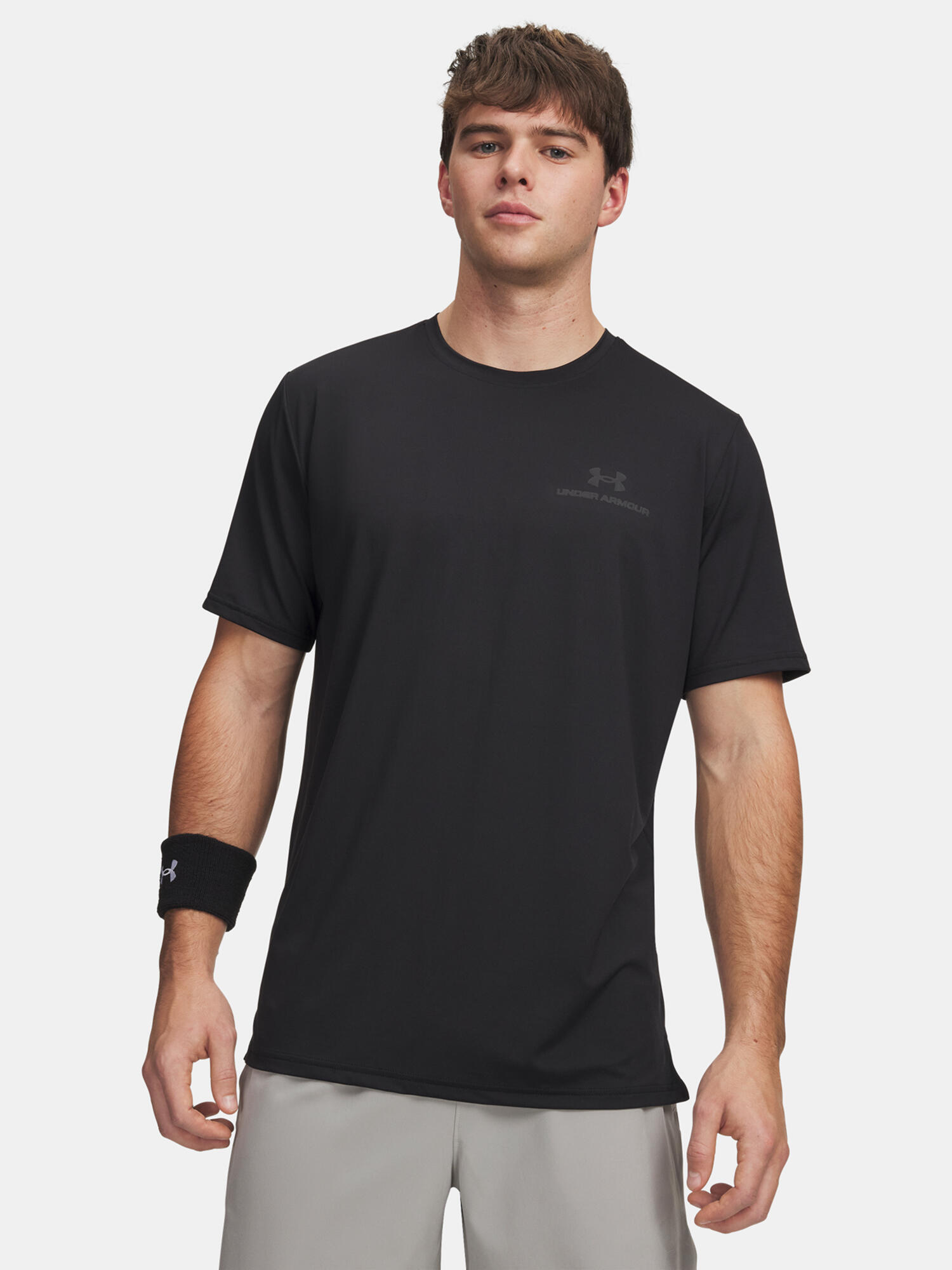 UNDER ARMOUR picture