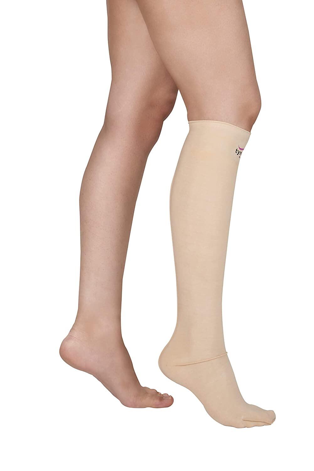 Compression Stockings Leg Below Knee (Closed Toe) 20-30mmHg - Wide
