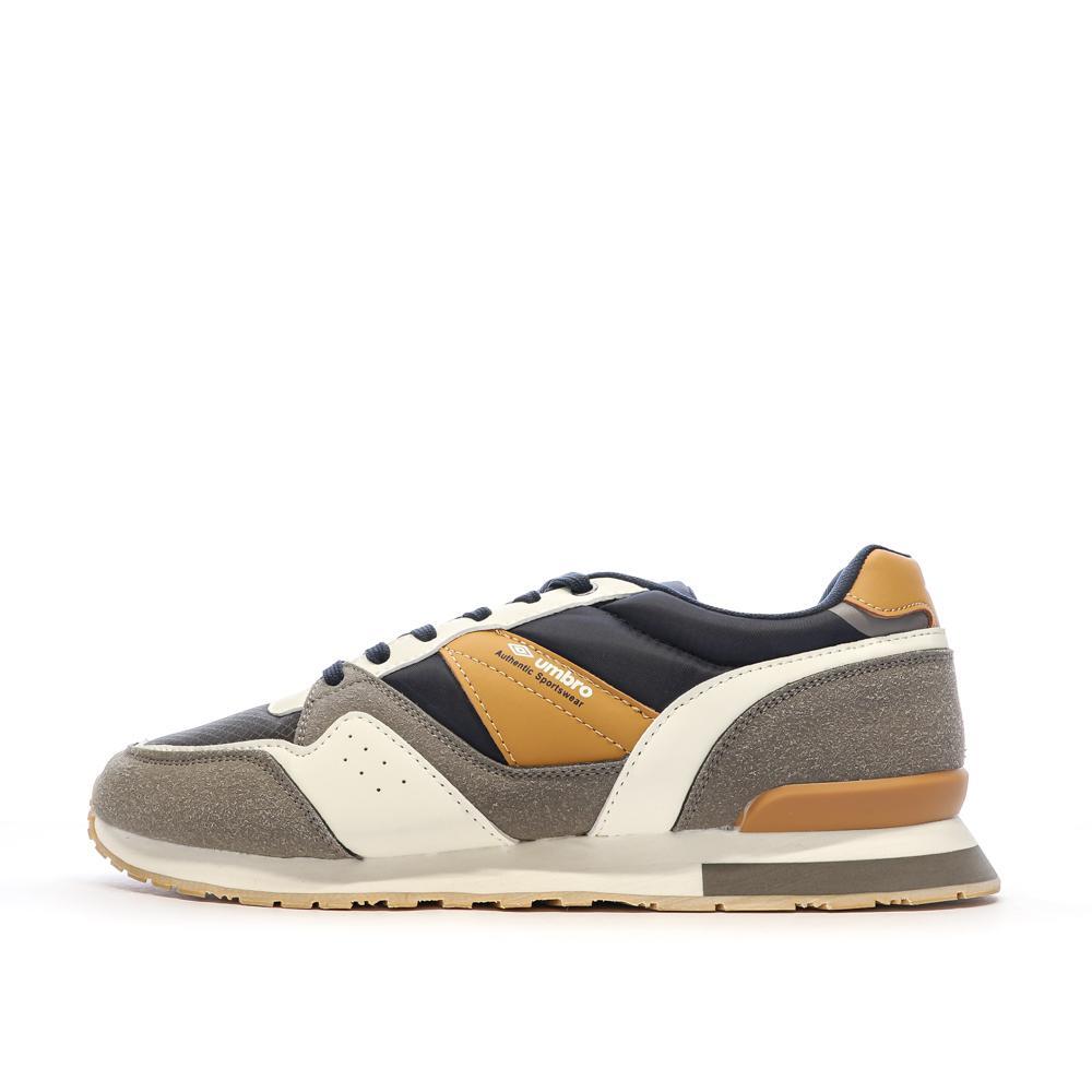 Umbro Men's White/Navy/Camel Trainers 973590
