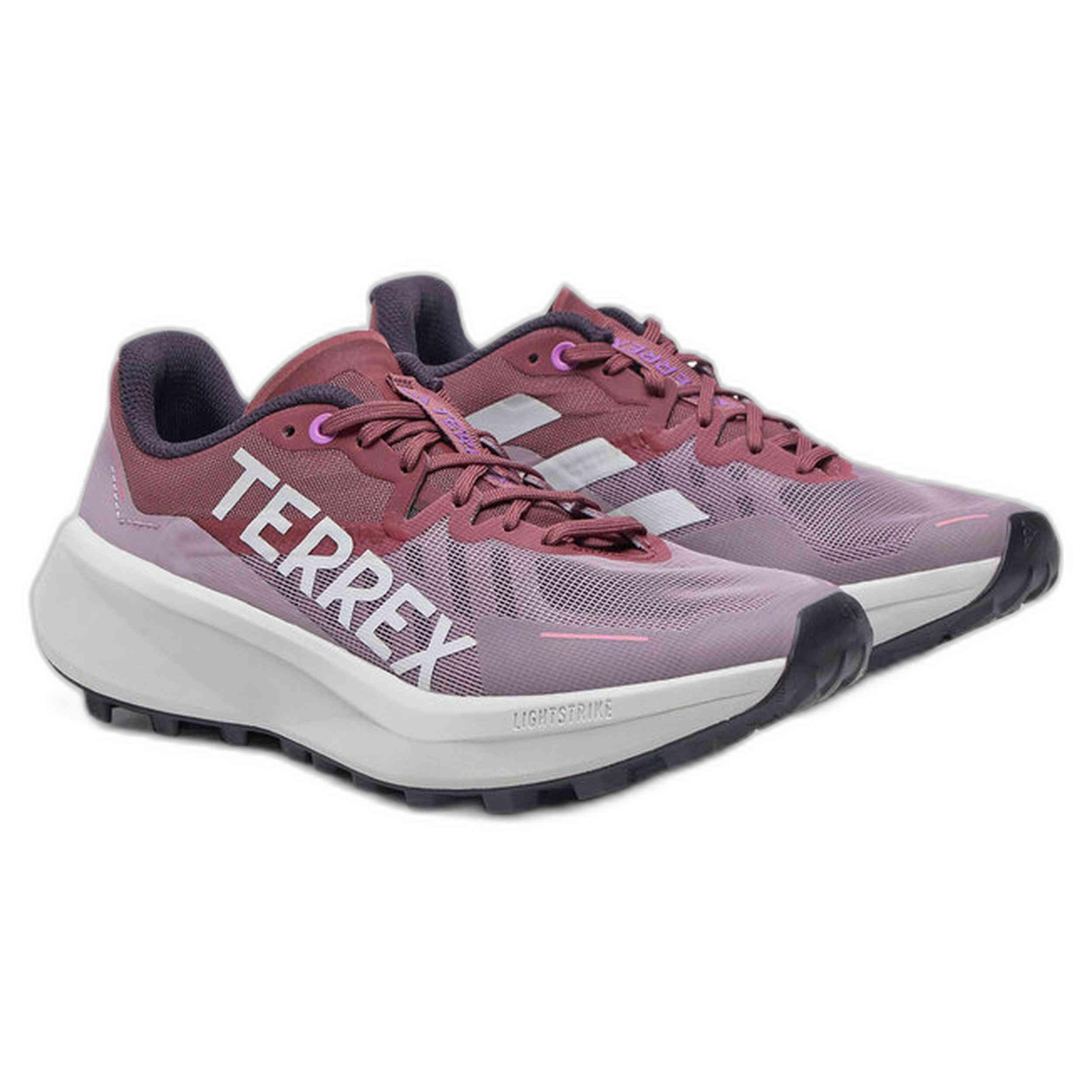 Zapatillas Adidas modelo IG6583 para mujer 2/5