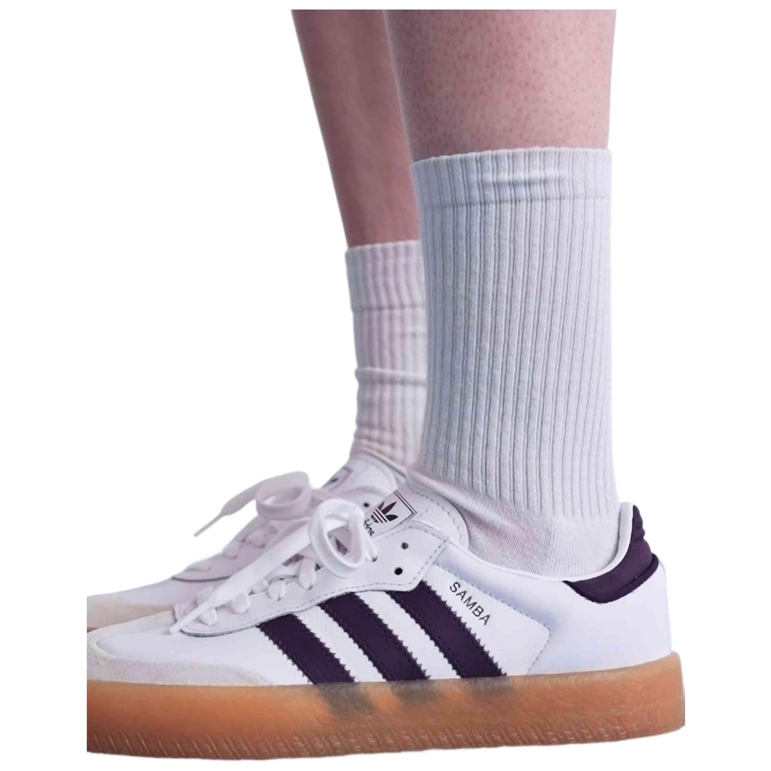 Scarpe Adidas modello JS3941 per donne 3/4