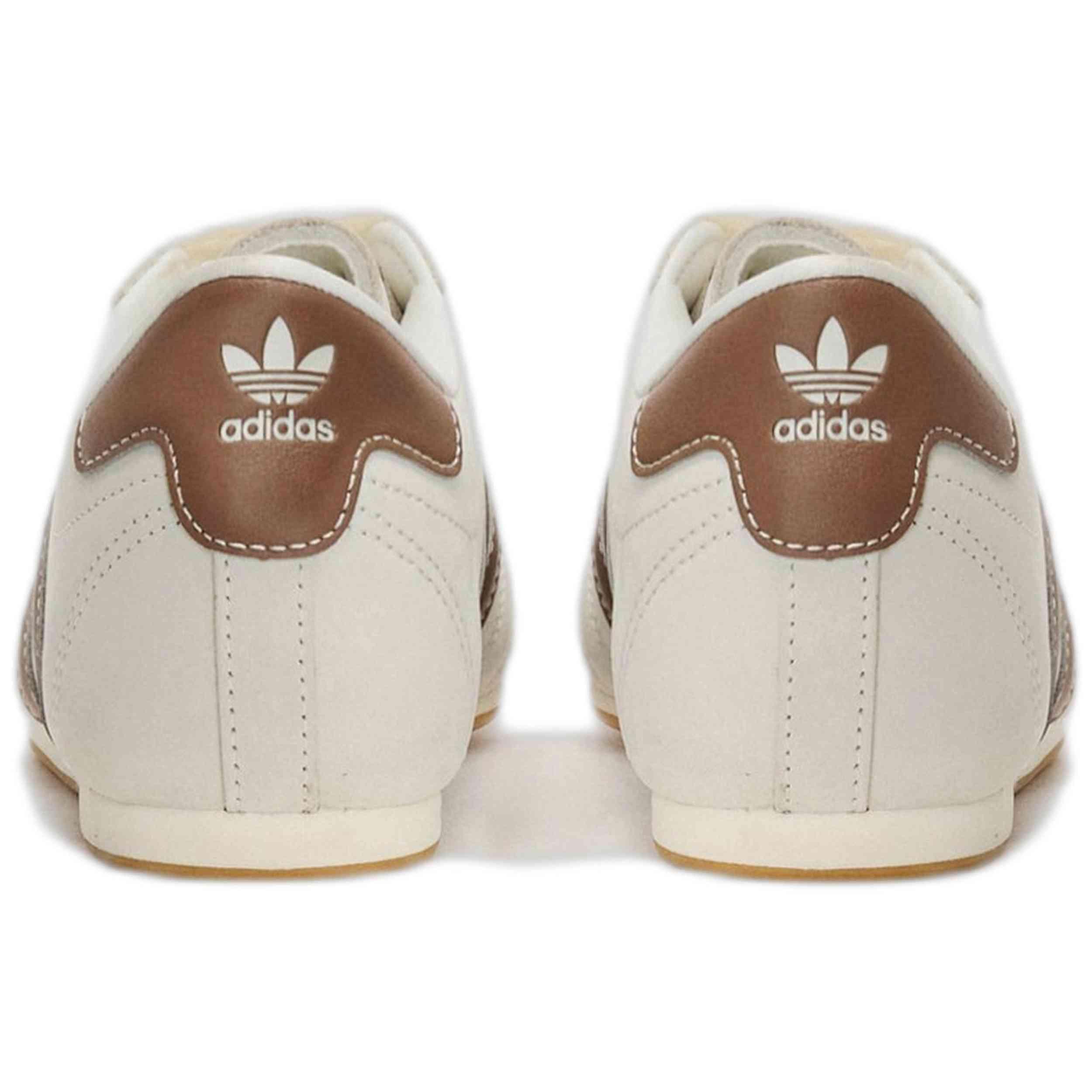 Zapatillas Adidas modelo JQ4311 para mujer 3/5