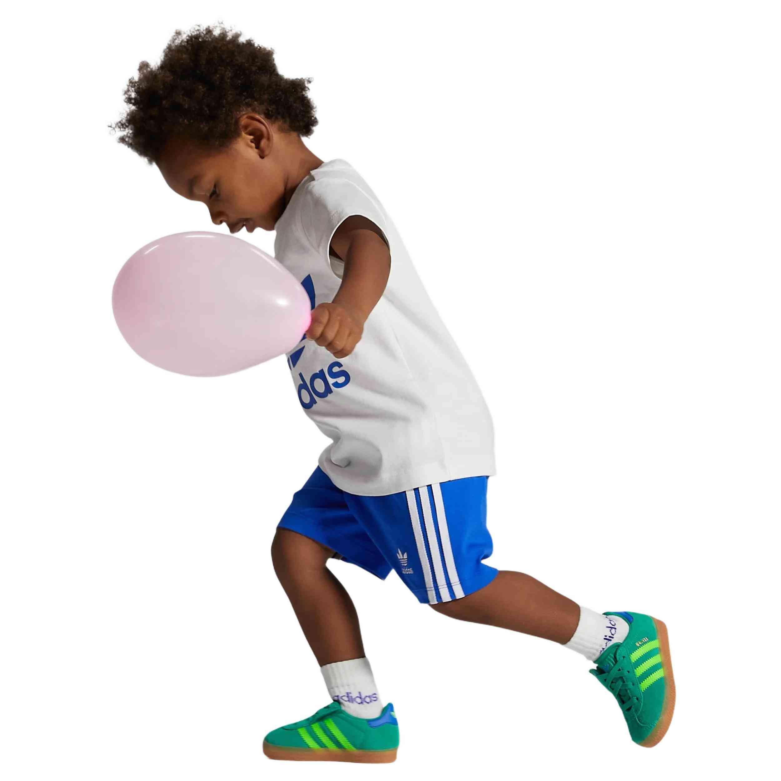 Zapatillas Adidas modelo JP7137 para bebe 3/5