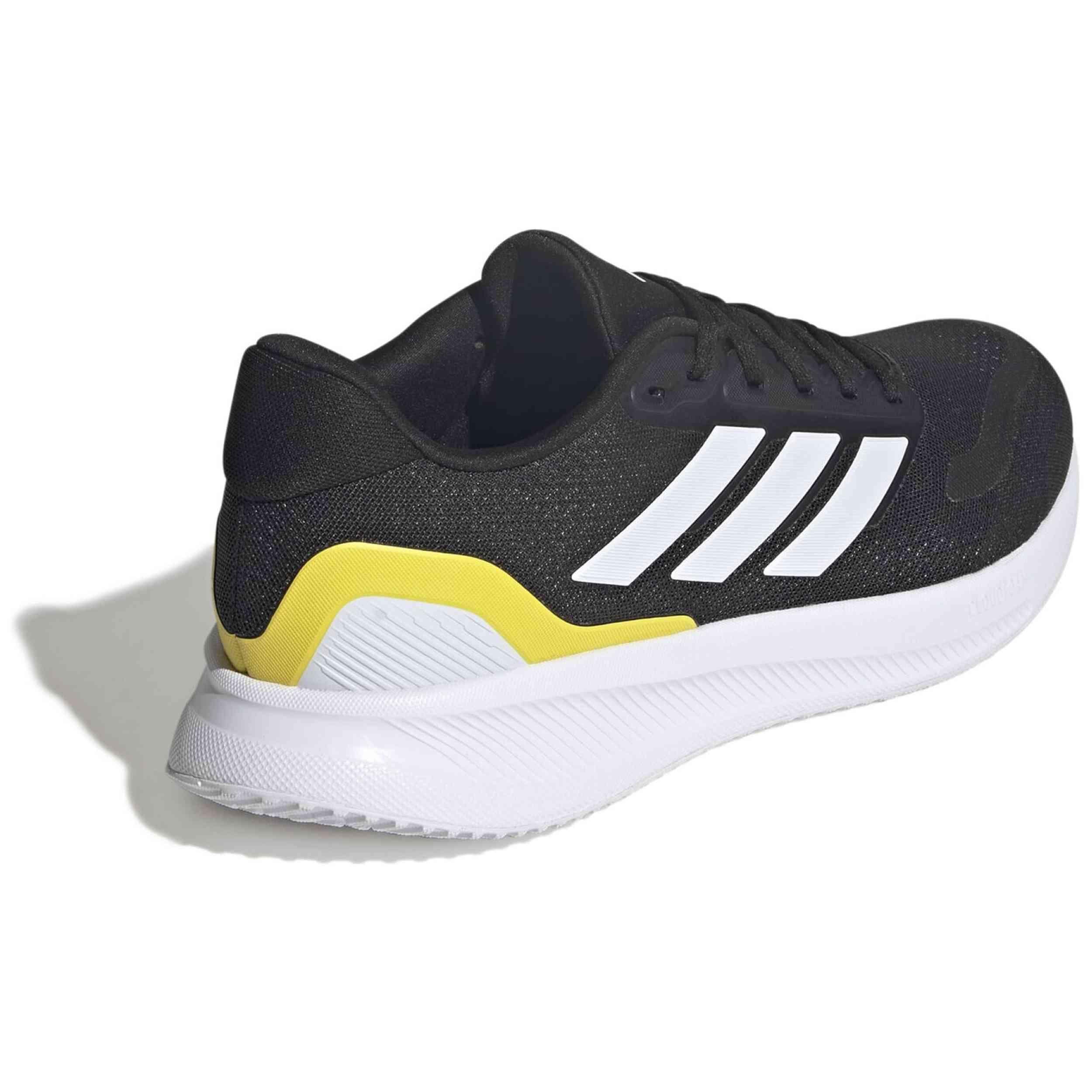 Scarpe Adidas modello JQ3824 per uomini 3/5