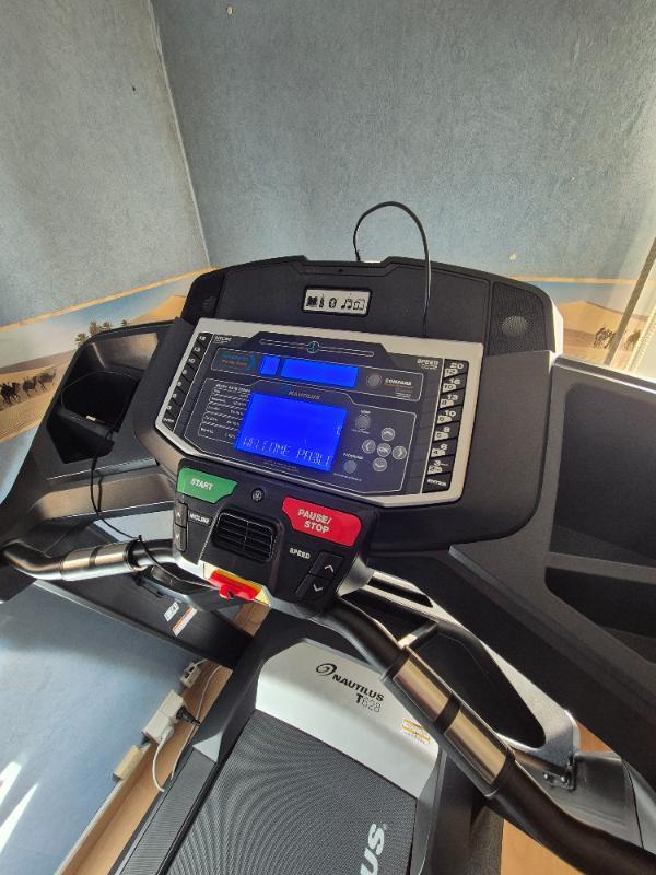 Entre Particuliers - Tapis de course Nautilus T628 2/7