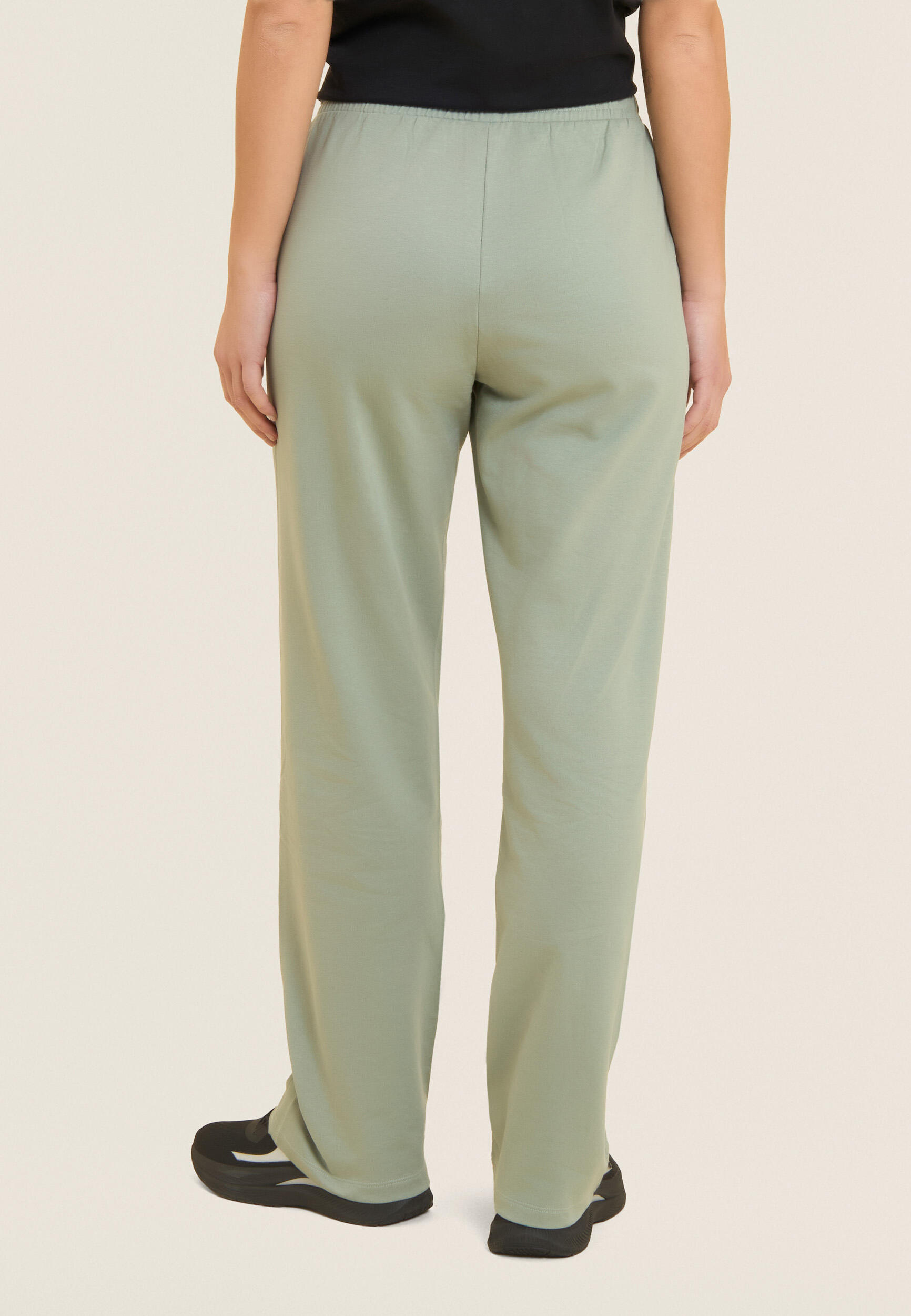 Pantaloni Sportivi Comfort Fit con Gamba Dritta 3/5