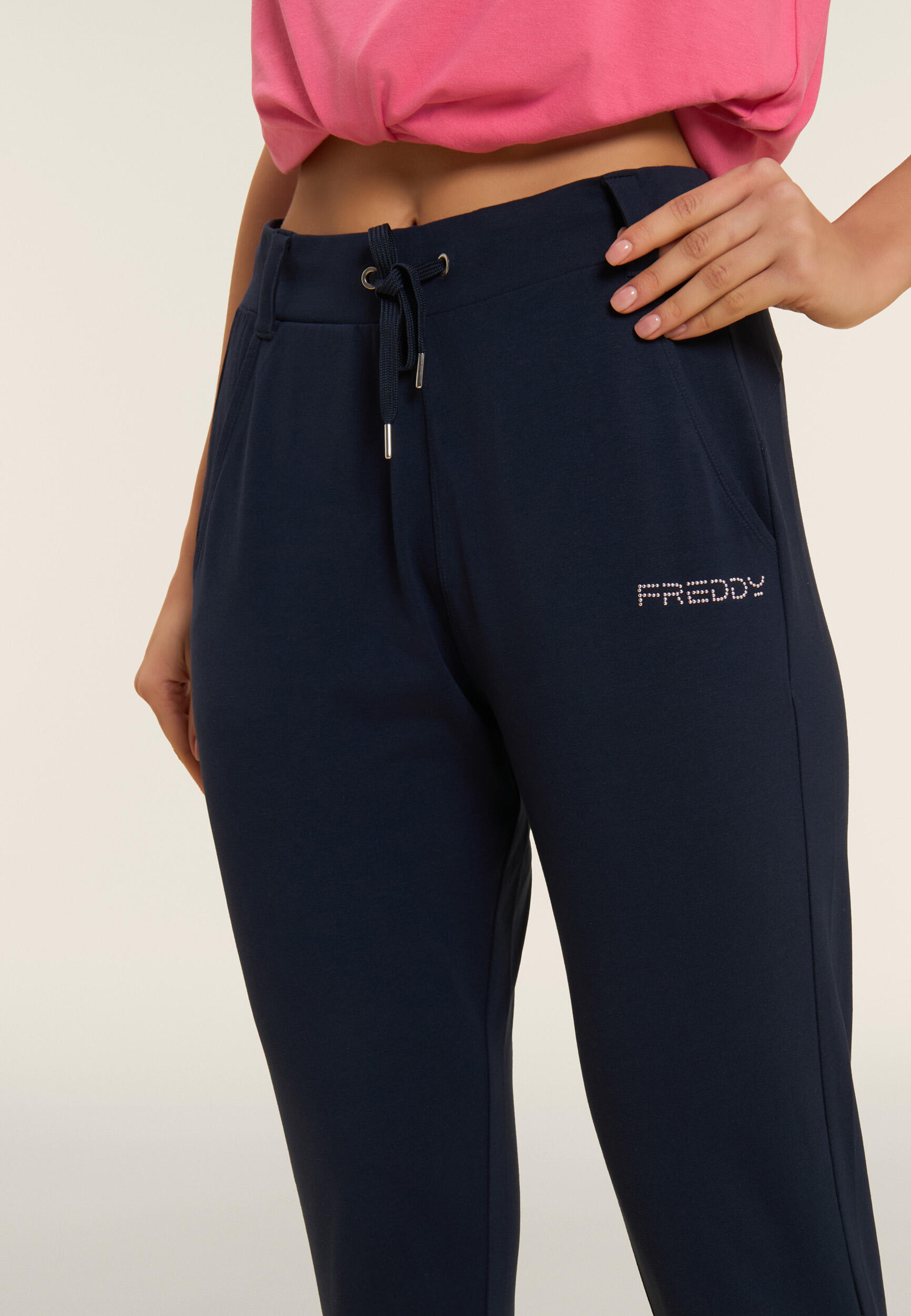 Pantaloni Sportivi Slim con Passanti e Coulisse 4/5
