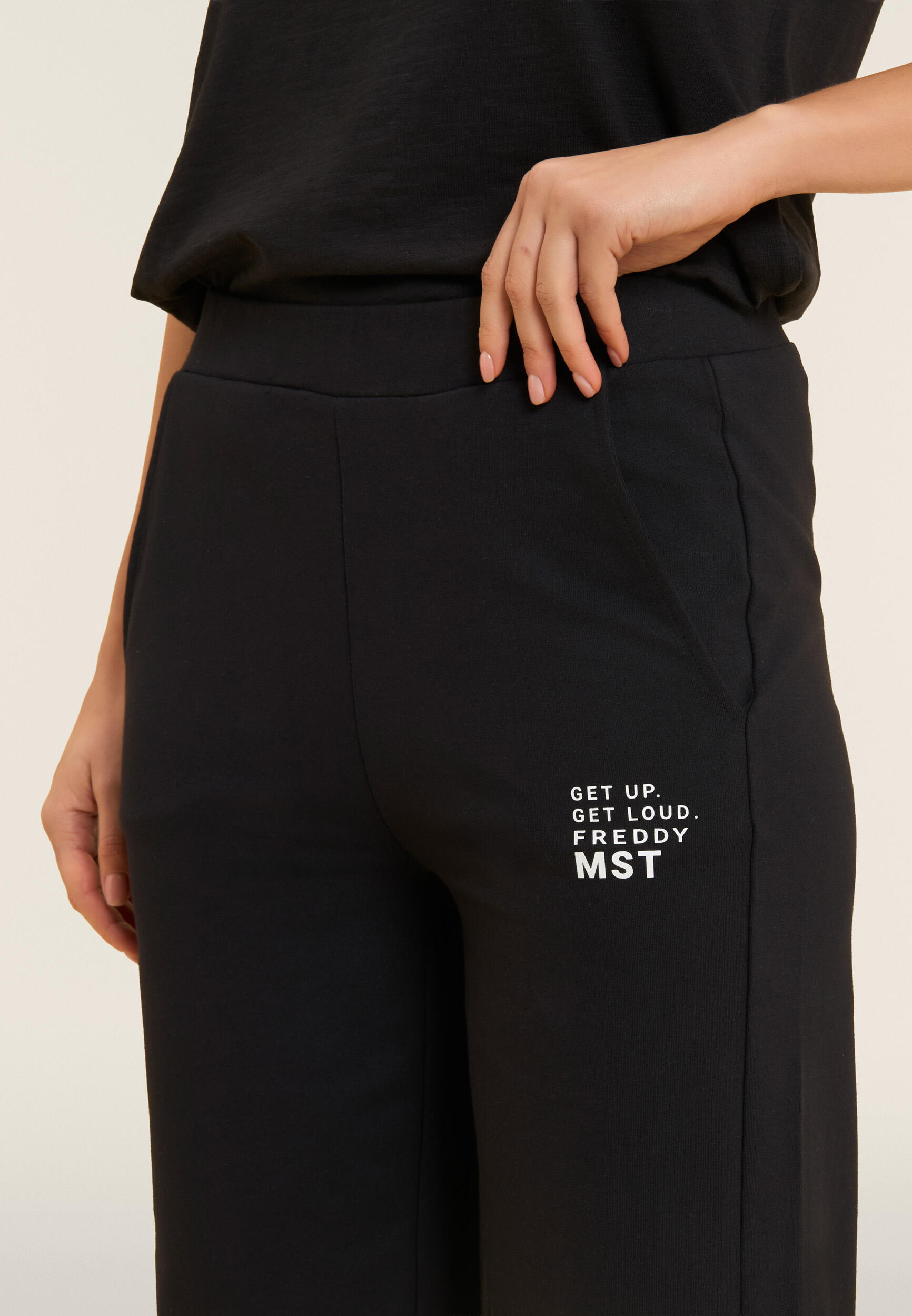 Pantalon de sport court à jambes larges avec graphique FREDDY MST 4/5