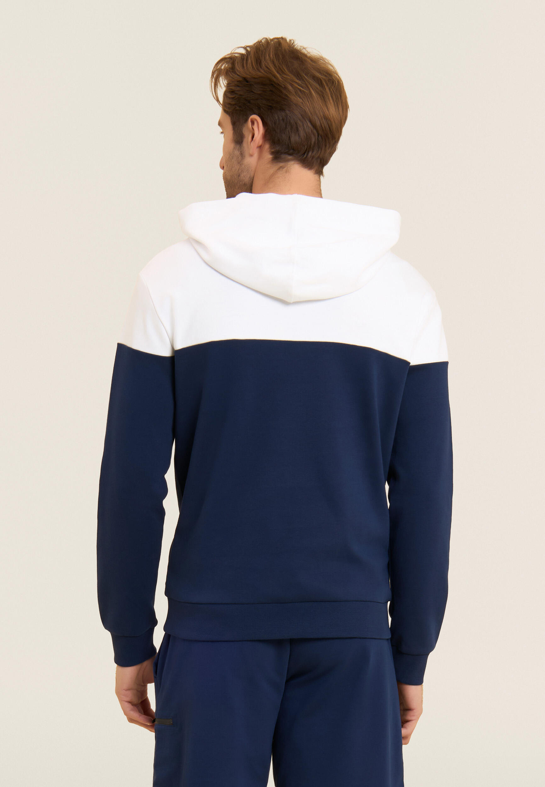 Felpa colour block con cappuccio e inserto logato 3/5