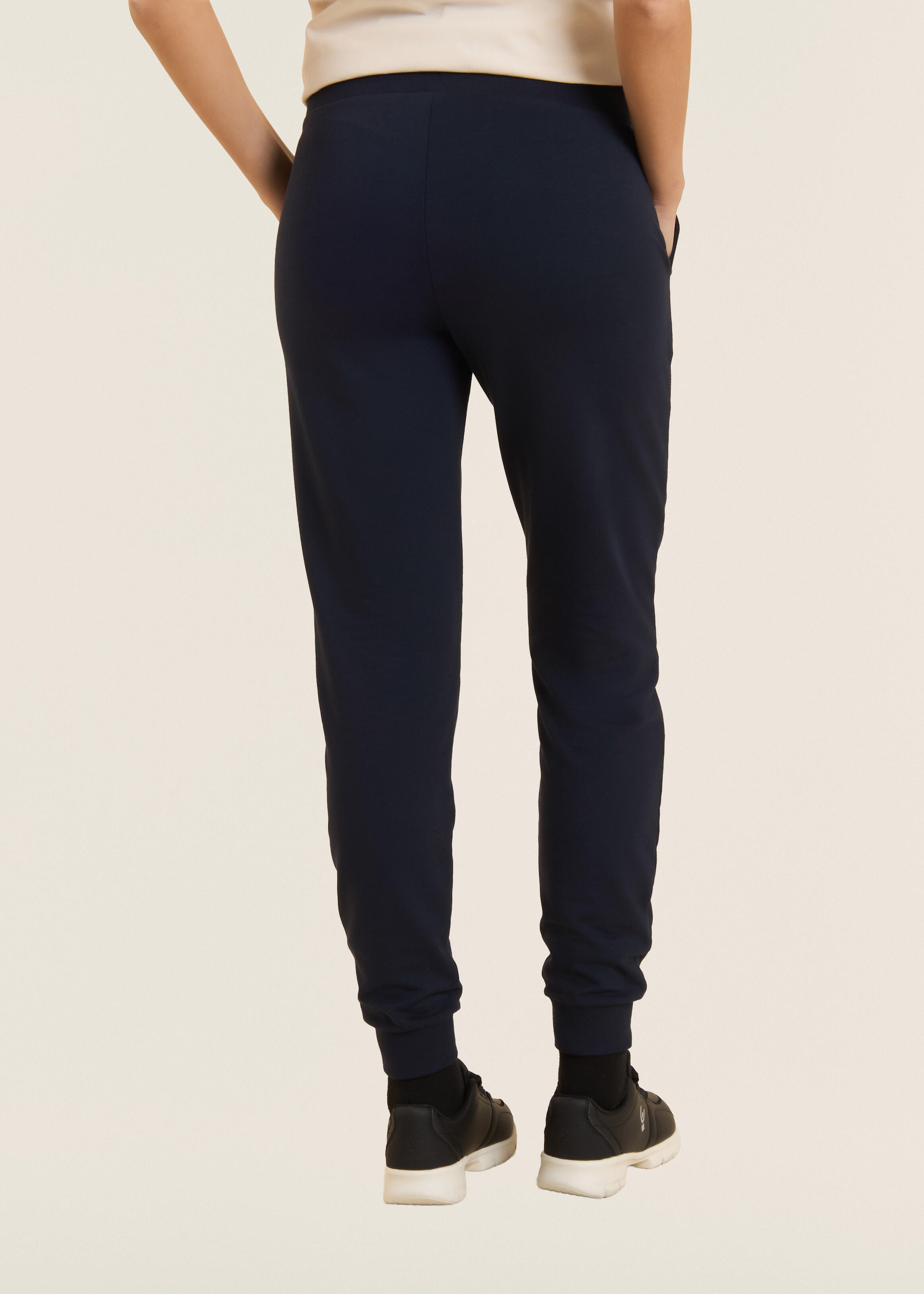 Pantalon de sport avec bas côtelés et paillettes 3/5