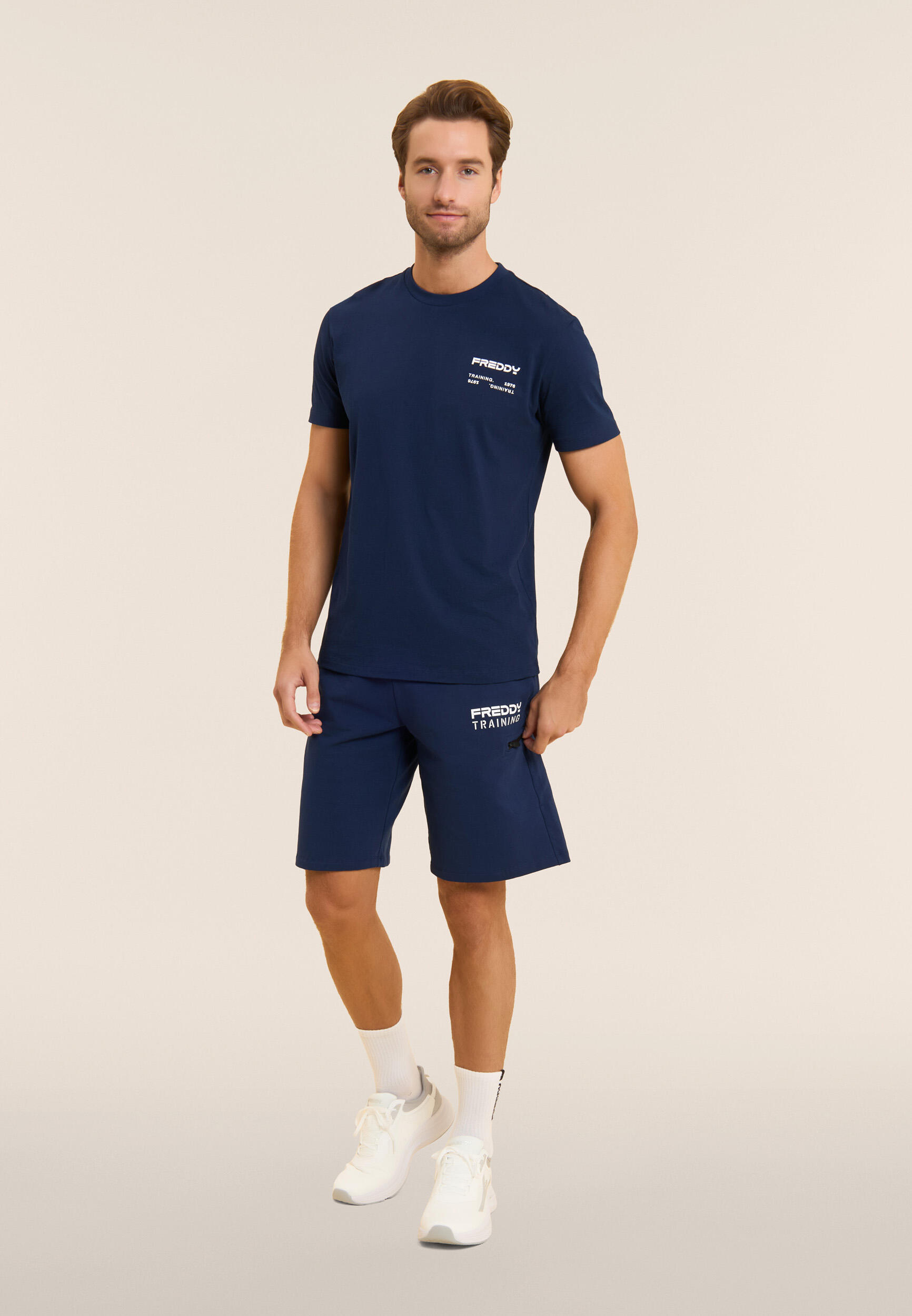 T-shirt en coton avec logo en caoutchouc 5/5