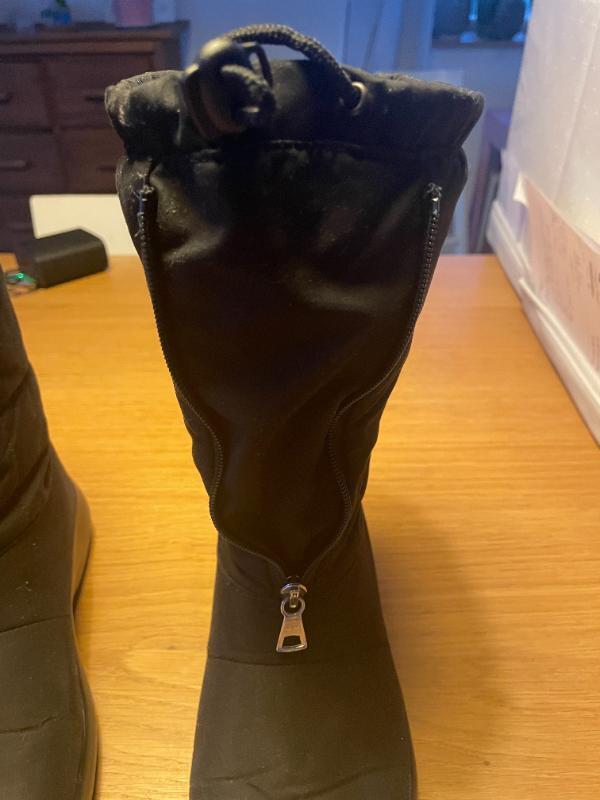 Entre Particuliers - Bottes de neige taille 37 4/7