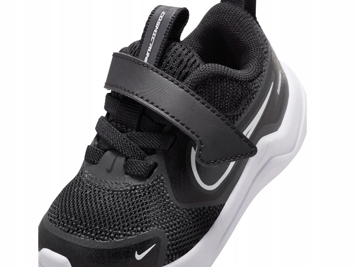 Chaussures de sport pour enfants à velcro NIKE COSMIC RUNNER 5/7