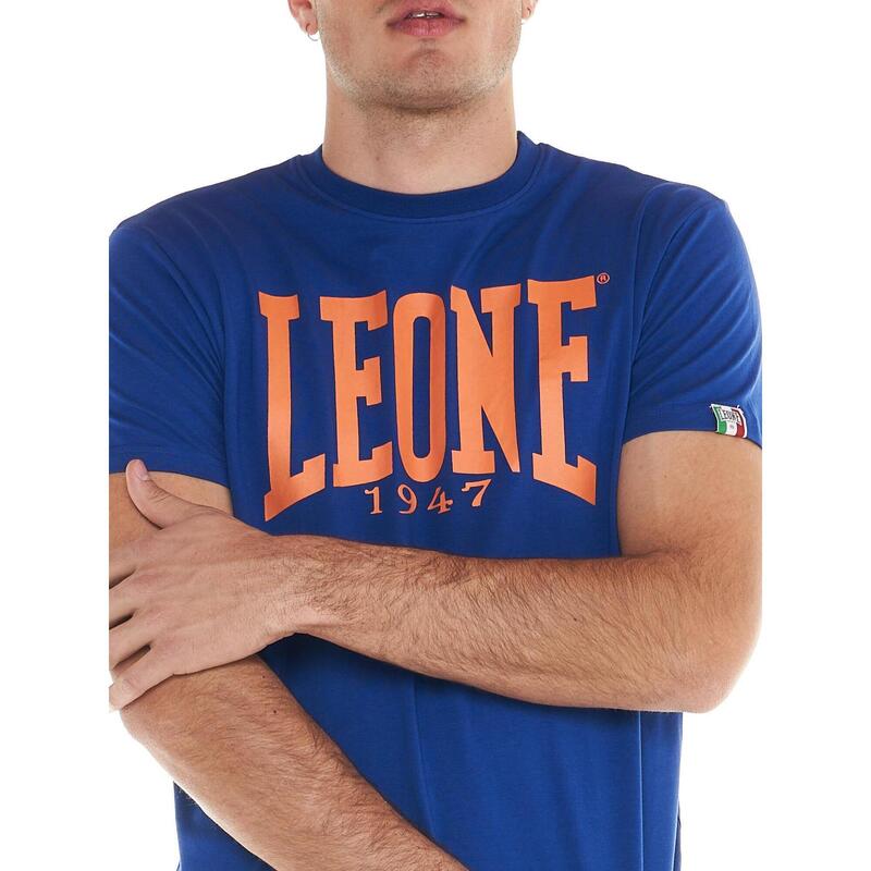 Tricou bărbătesc simplu cu logo mare