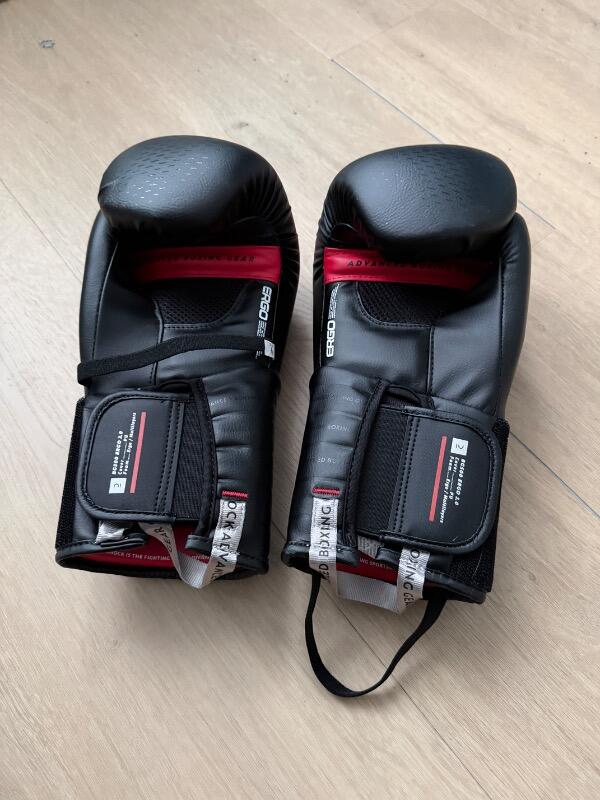 Entre Particuliers - Gants de boxe avec support de poignet noir 2/4