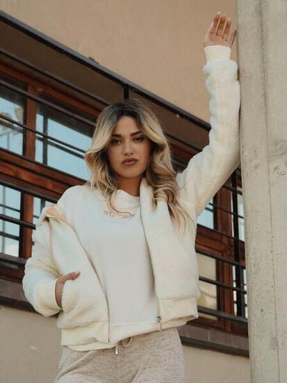 Sherpa Leone Femme Winter Chic Boxing